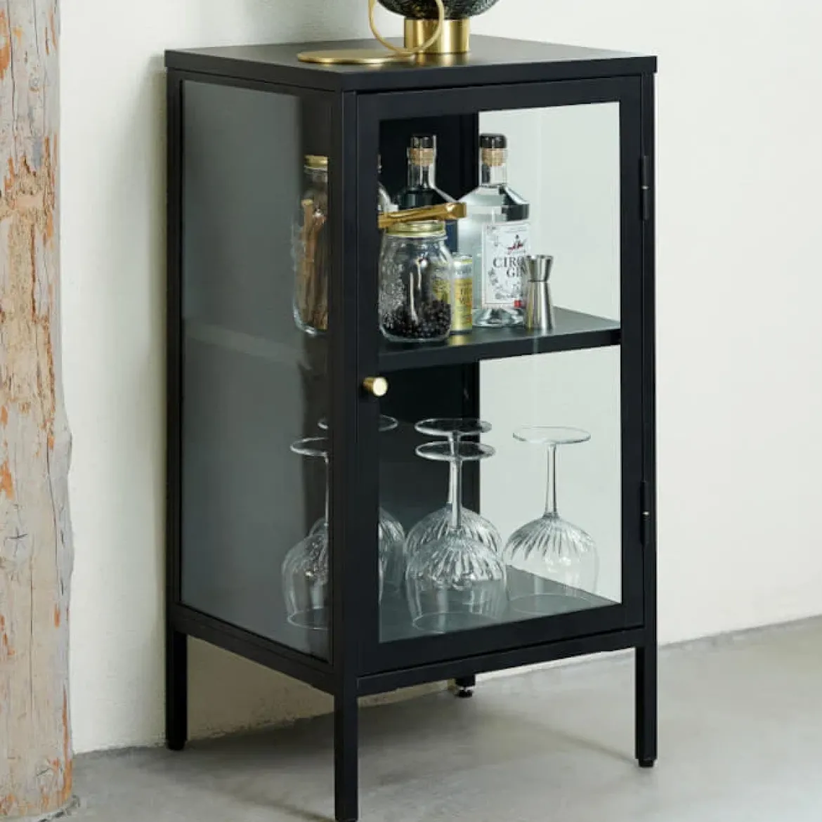 Carmel skænk/sengebord Sort metal