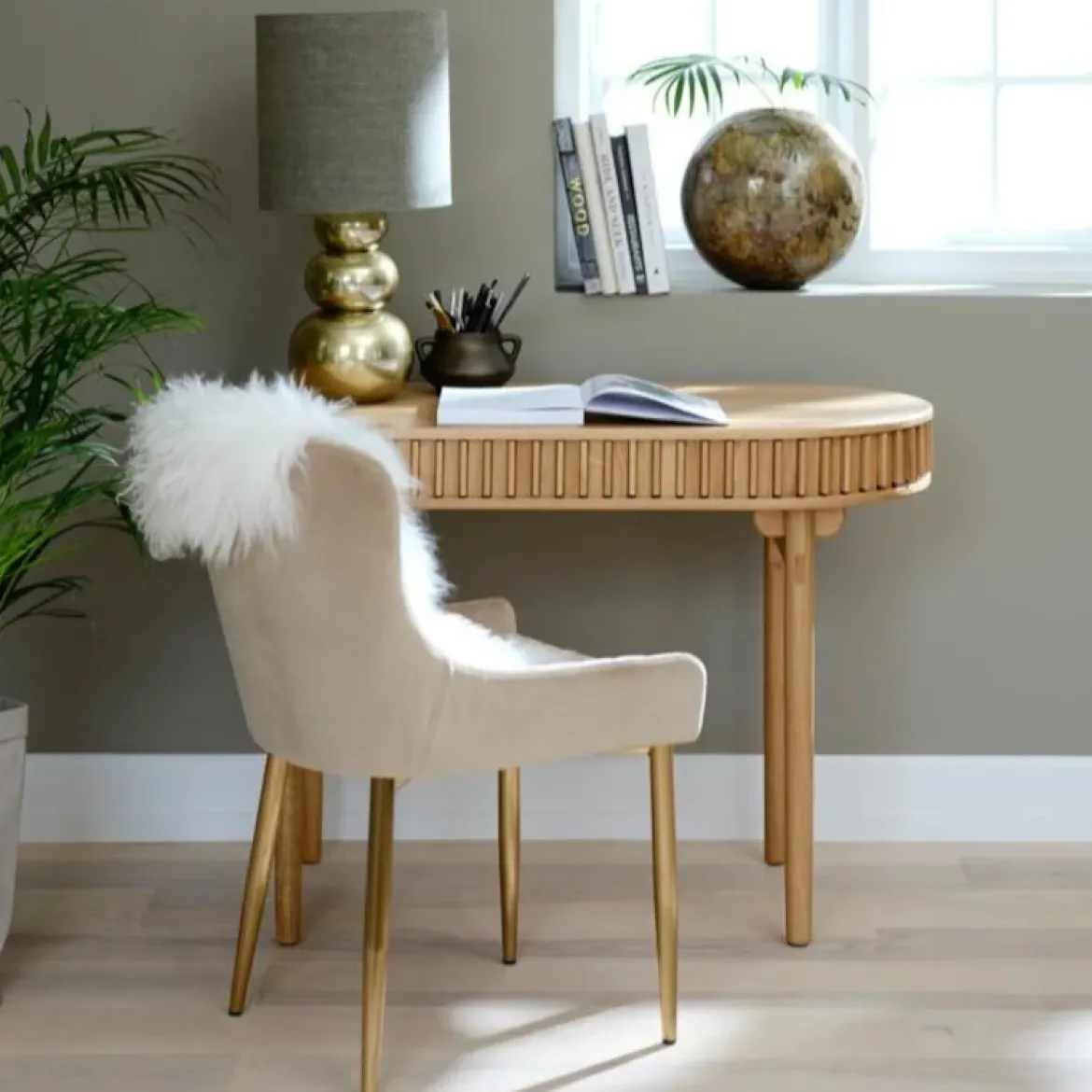Carno skrivebord Natur eg