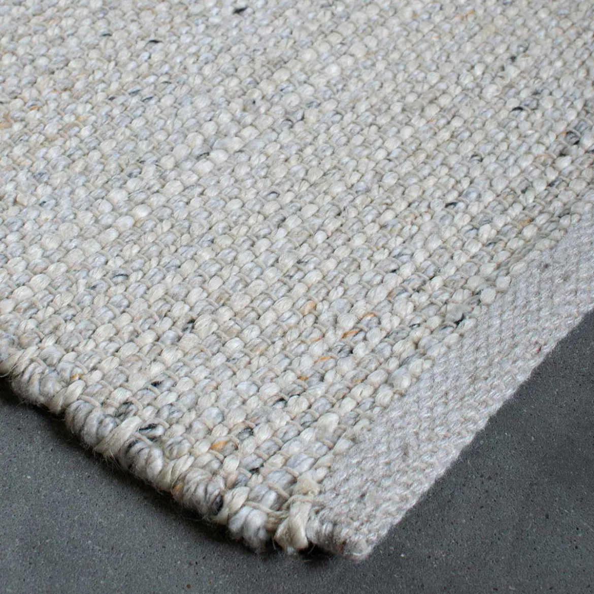 Elba Ivory tæppe 140x200 cm Tæppe