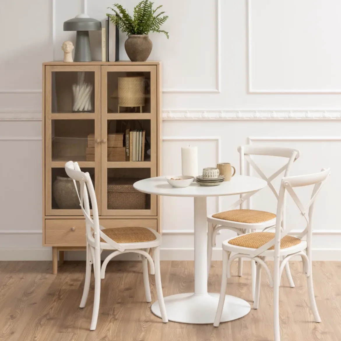 Hefe vitrine Eg hvidolieret